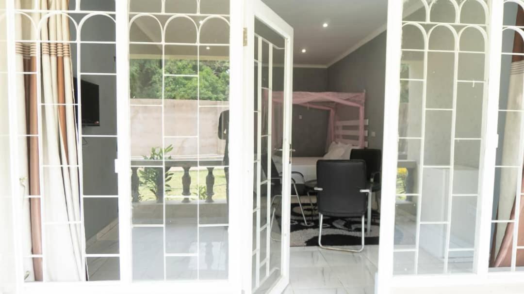 Adams Lodges Ltd Mangochi Экстерьер фото